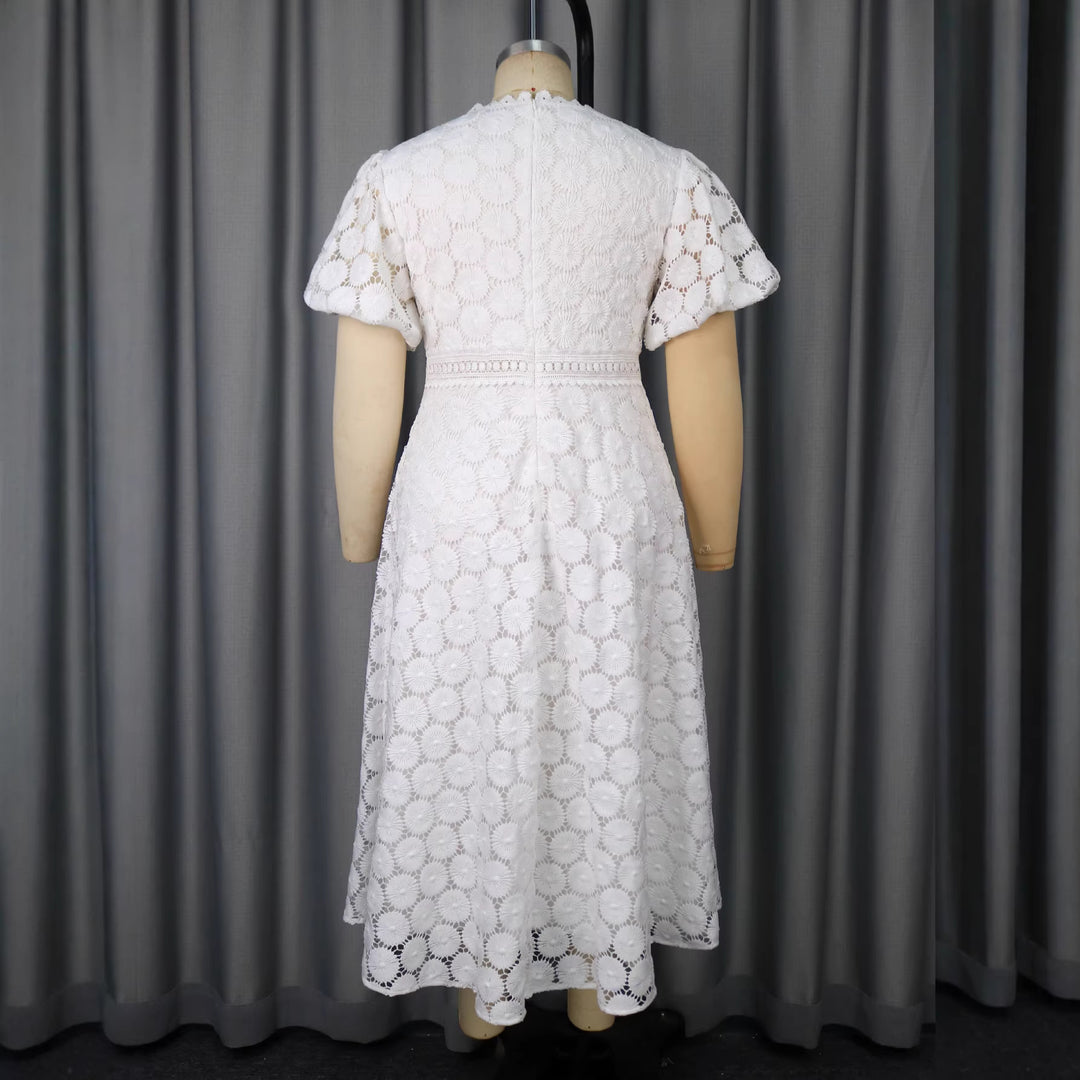Damen Midi-Kleid mit eleganter Spitzenapplikation und Puffärmeln R&B