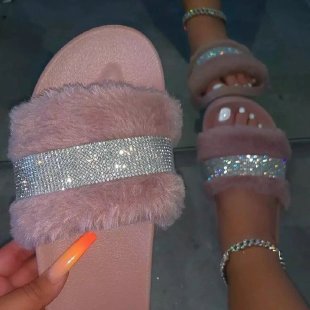 Damen Glamouröse Hausschuhe mit funkelnden Strass-Applikationen R&B
