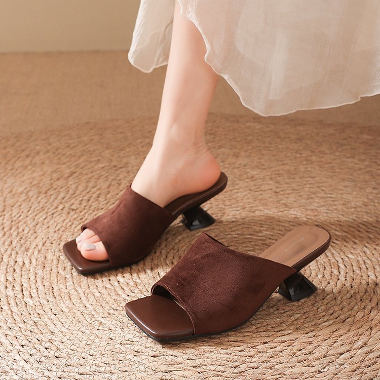 Damen elegante Mules mit strukturiertem Obermaterial und modischem Blockabsatz R&B