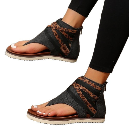 Damen modische Riemchensandalen mit leichten Cut-Outs und tierischem Design R&B