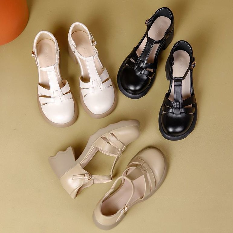 Damen Elegante und komfortable T-Strap Pumps