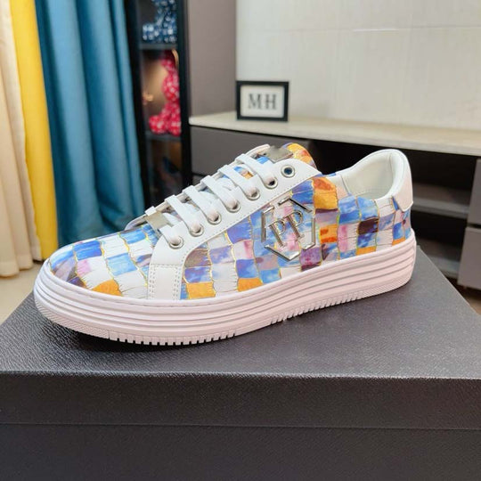 Damen Sneakers mit trendigem Krokodil-Leder-Design und modischem Akzent R&B