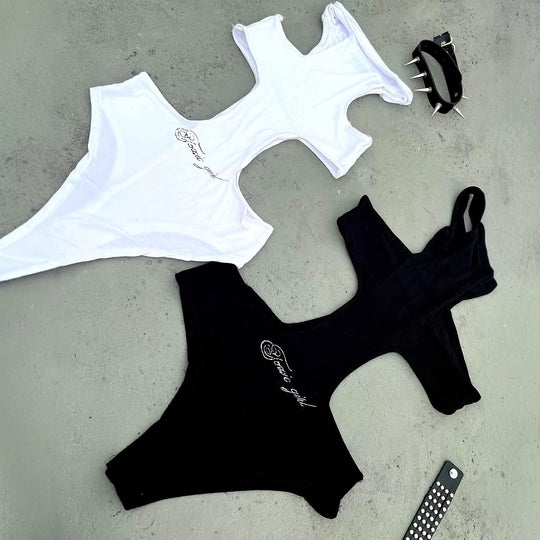 Damen Einteiler mit Kapuze und seitlichem Cut-Out R&B