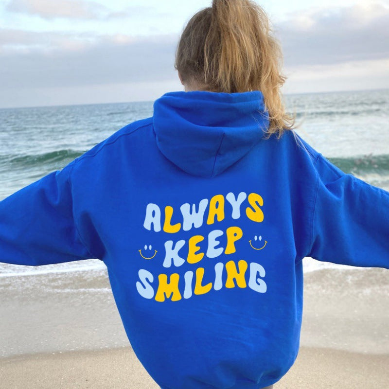 Damen Kapuzenpullover mit fröhlichem Schriftzug und praktischen Kängurutaschen R&B