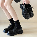 Damen Schnürschuhe mit glänzender Oberfläche und bequemer Sohle R&B