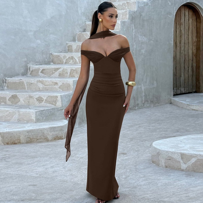 Damen Elegantes Abendkleid mit schulterfreier Drapierung R&B
