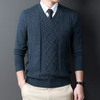 Herren V-Ausschnitt Pullover im modernen Zopfmuster R&B