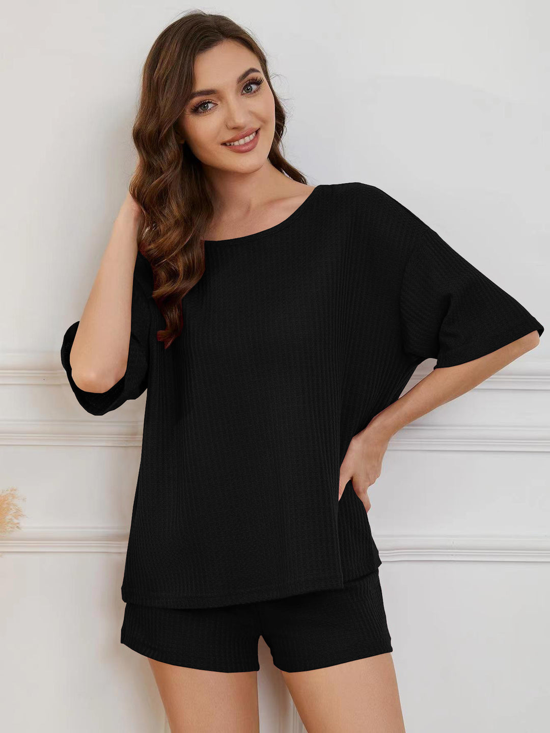 Damen Bequemes Set aus oversize Oberteil und Shorts R&B