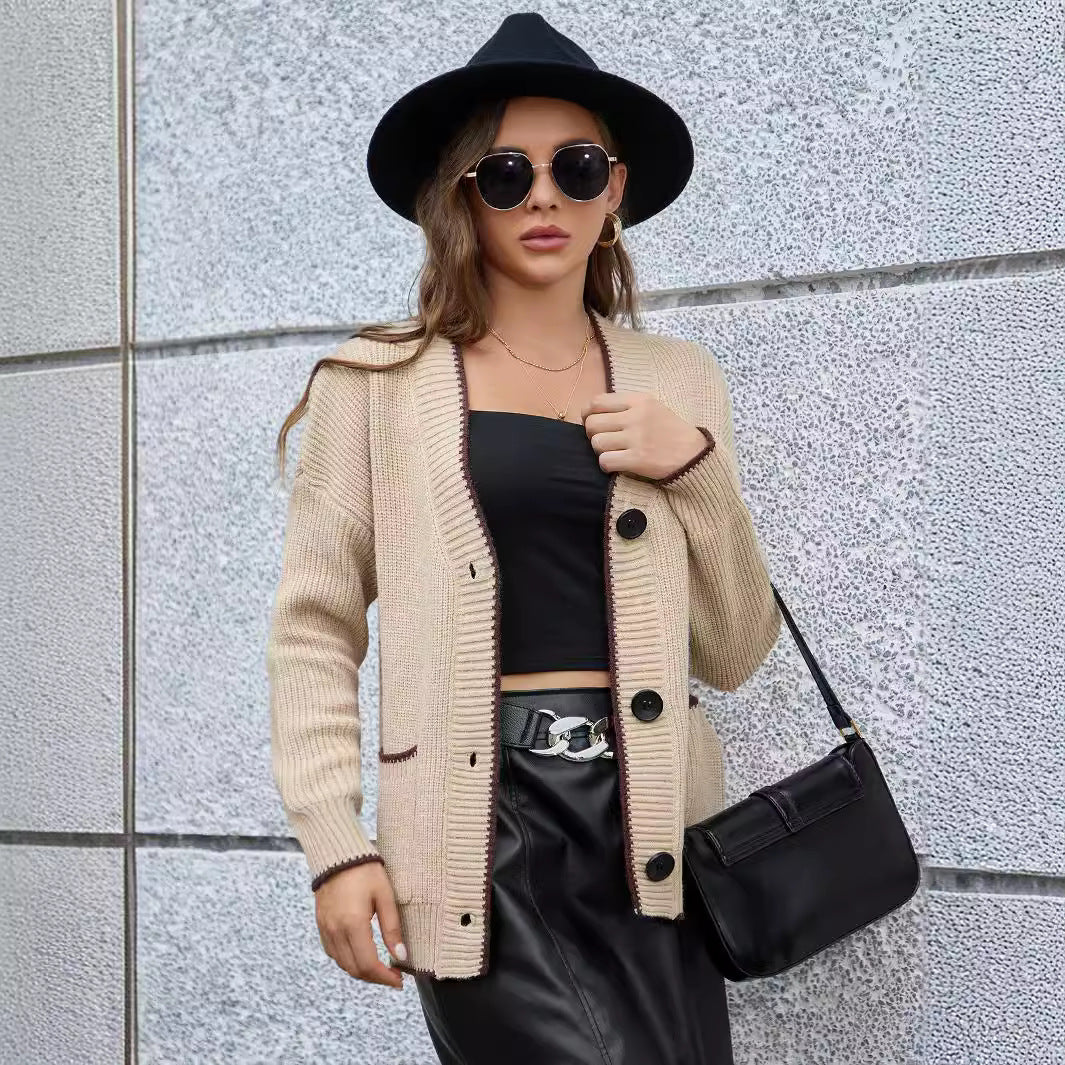 Damen Strickjacke mit modernen Taschen und kontrastierenden Details R&B