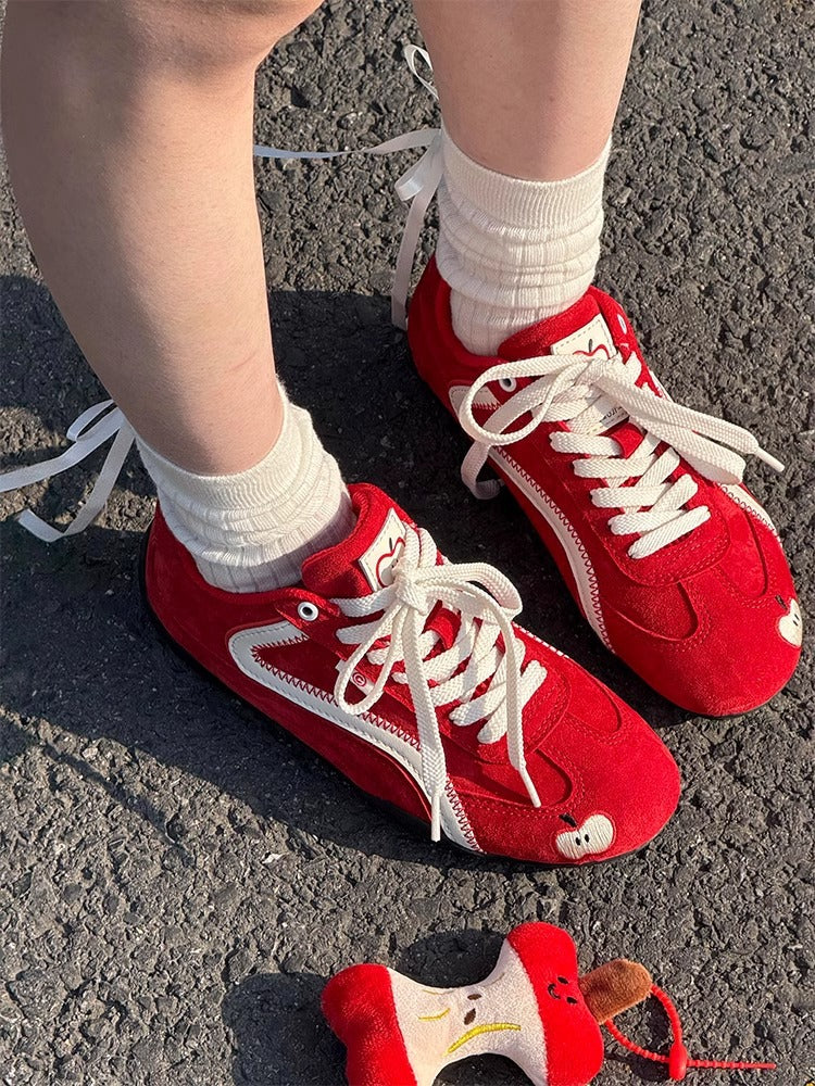 Damen Sneakers mit fröhlichem Apfelmotiv und textiler Oberflächenstruktur R&B