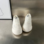 Damen Komfortable Plateau Sneakers mit atmungsaktivem Obermaterial und rutschfester Sohle R&B