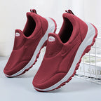 Damen Sportliche Slip-On Sneakers mit dämpfender Laufsohle R&B