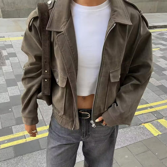Damen trendige Oversized-Cordjacke mit praktischen Taschen und modischen Schulterdetails R&B
