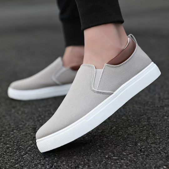 Damen Slip-On Sneakers mit flexiblem Obermaterial und rutschfester Sohle R&B