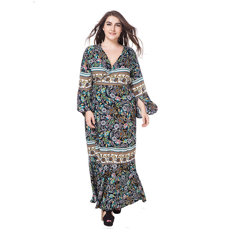 Damen Maxikleid mit kunstvollem floralen Design und leichten Rüschendetails R&B