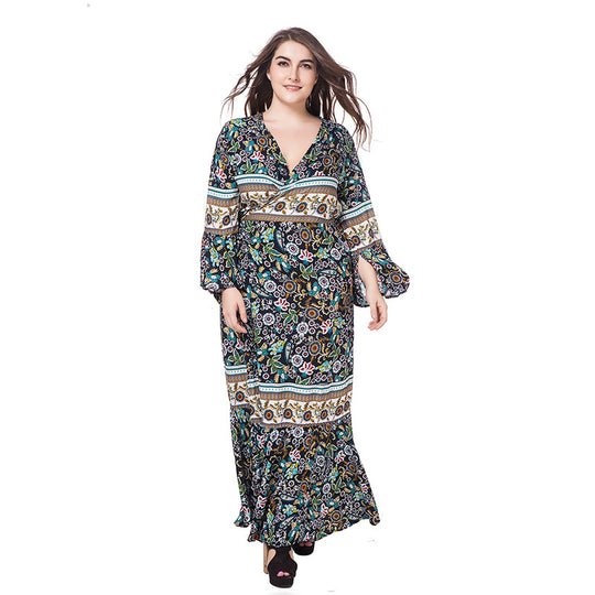 Damen Maxikleid mit kunstvollem floralen Design und leichten Rüschendetails R&B