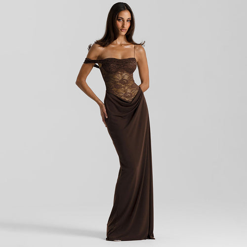 Damen Off-Shoulder Abendkleid mit raffinierten Spitzen-Applikationen und fließendem Material R&B