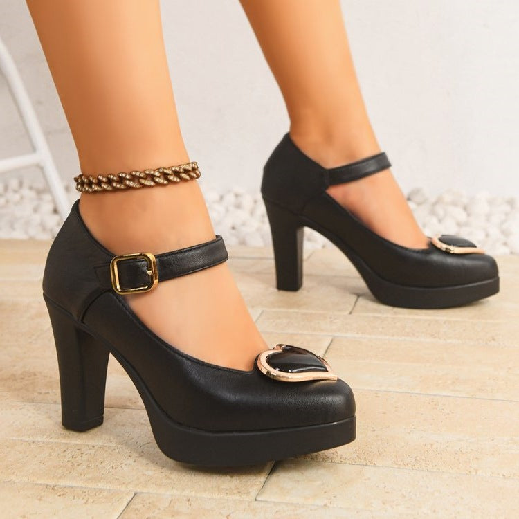 Damen Elegante Pumps mit modischem Riemchen und glamourösem Schnallen-Detail R&B