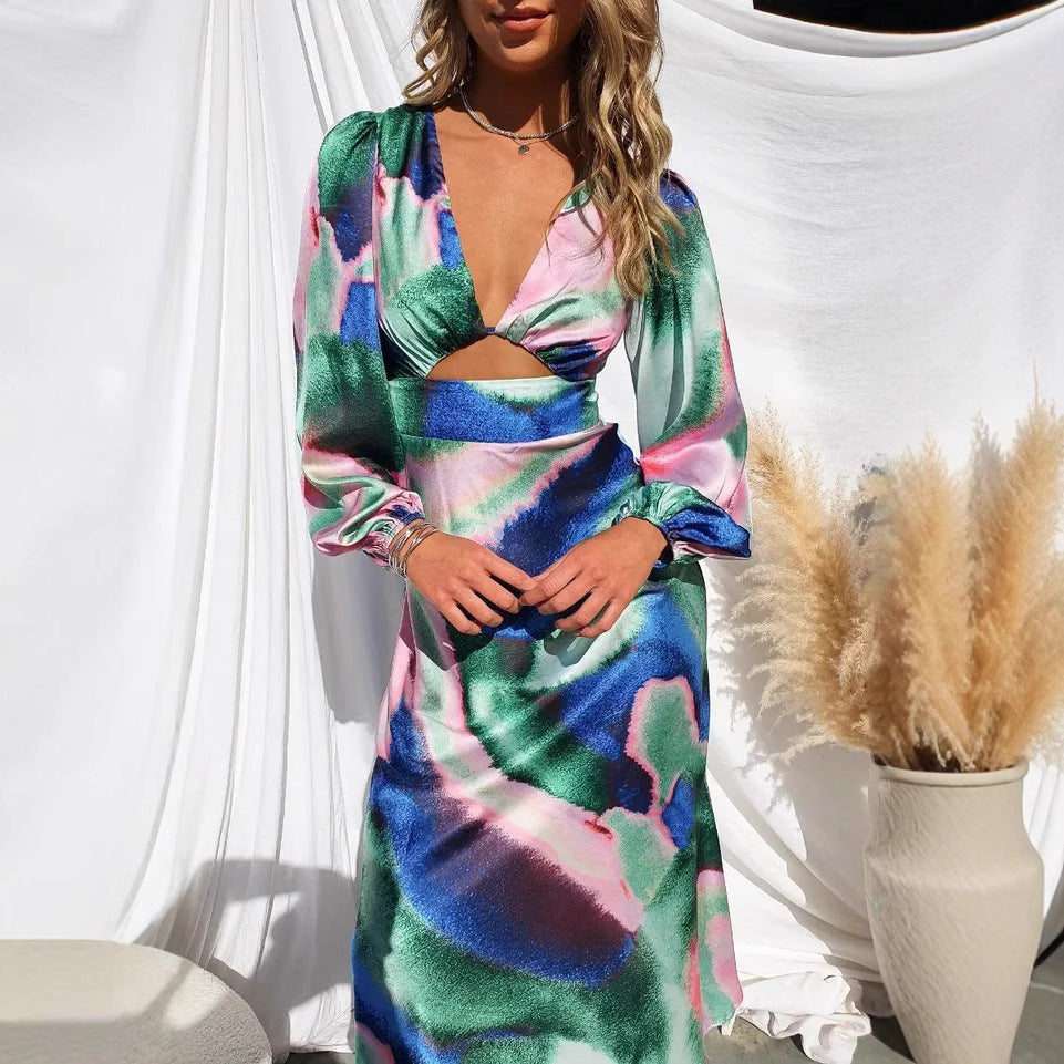 Damen Midi-Kleid mit innovativem Schnitt und farbenfrohem Muster R&B