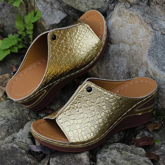 Damen Wedge-Pantoletten mit elegantem Krokodil-Look und komfortabler Sohle R&B