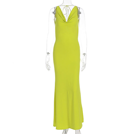 Damen Maxikleid mit tiefem Wasserfallausschnitt und figurumspielendem Schnitt R&B