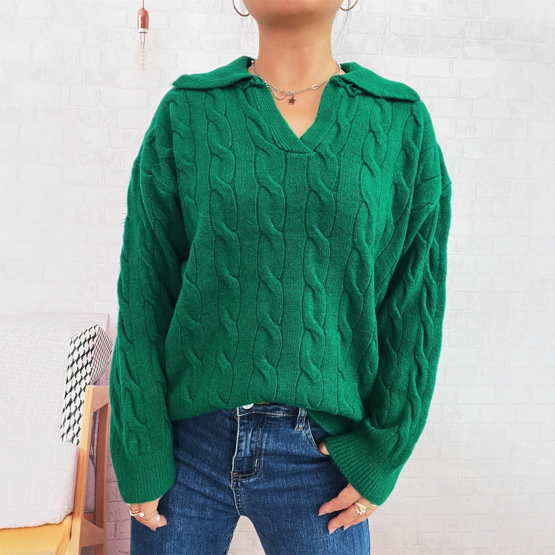 Damen Grobstrickpullover mit farbenfrohem Zopfdesign und klassischem Kragen R&B