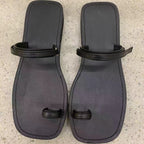 Damen eleganten Zehentrenner-Sandalen mit modischem Riemendesign und komfortablem Fußbett R&B