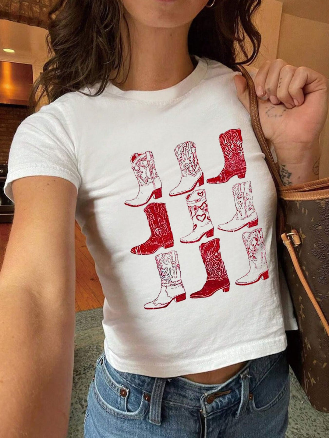 Damen Crop-T-Shirt mit kreativem Cocktail-Design R&B