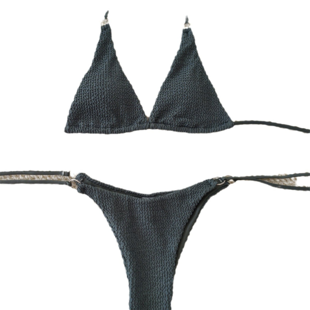 Damen Triangel-Bikini mit strukturiertem Gewebe und eleganten Ringverzierungen R&B