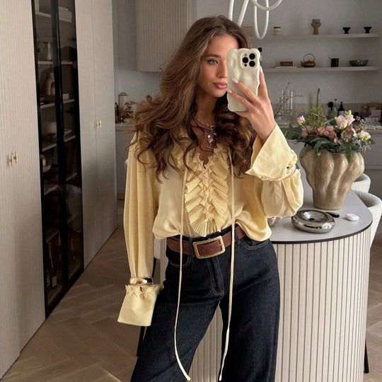Damen elegantes Blusenshirt mit rüschenverzierten Details und schickem Ausschnitt R&B