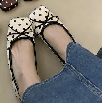 Damen Ballerinas mit eleganter Punktmusterung und modischem Schleifendetail EB