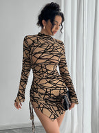Damen nan figurbetontes transparentes Langarm Minikleid mit Rollkragen und seitlicher Raffung R&B