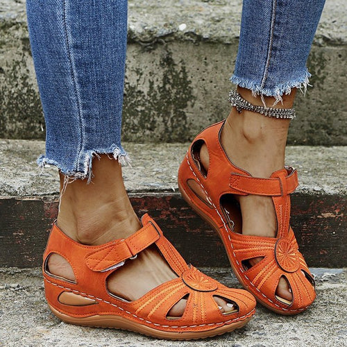 Damen Komfortable Sandaletten mit luftigen Cut-Outs und verstellbarem Riemen R&B