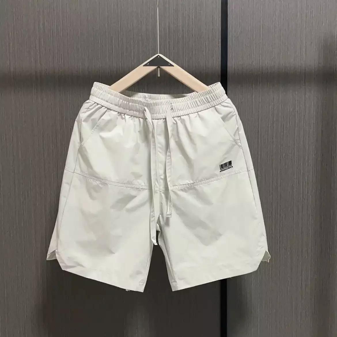 Herren lässige Sportshorts mit elastischem Bund und seitlichen Eingrifftaschen