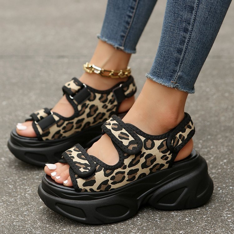 Damen Komfortable Sandalen mit dämpfendem Plateau und verstellbaren Klettverschlüssen R&B