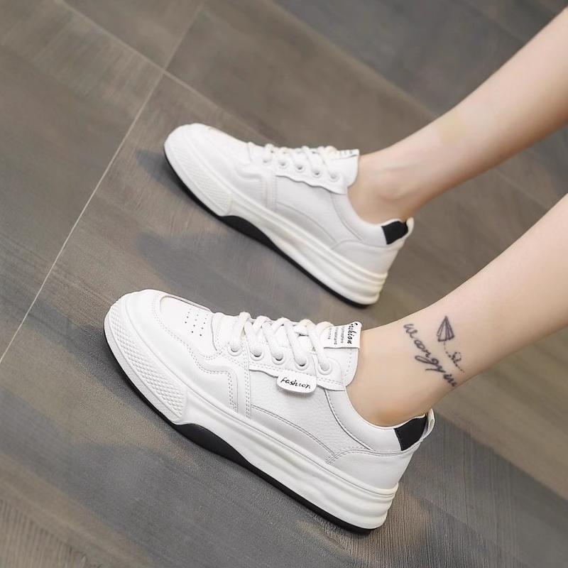 Damen Sneakers im sportiven Design mit bequemer Dämpfung und strapazierfähigem Obermaterial R&B