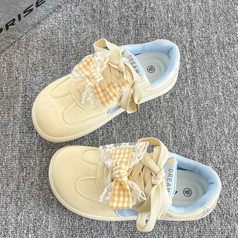 Damen Sportliche Sneaker mit verspieltem Schleifendetail