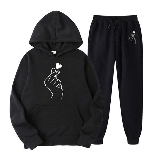 Damen Jogginganzug mit kreativem Herzmotiv und bequemer Passform R&B