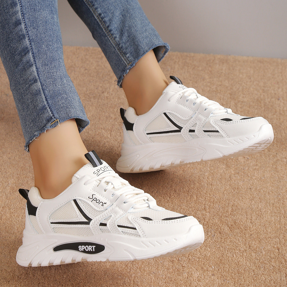 Damen Sportliche Sneakers mit innovativen Dämpfungselementen R&B