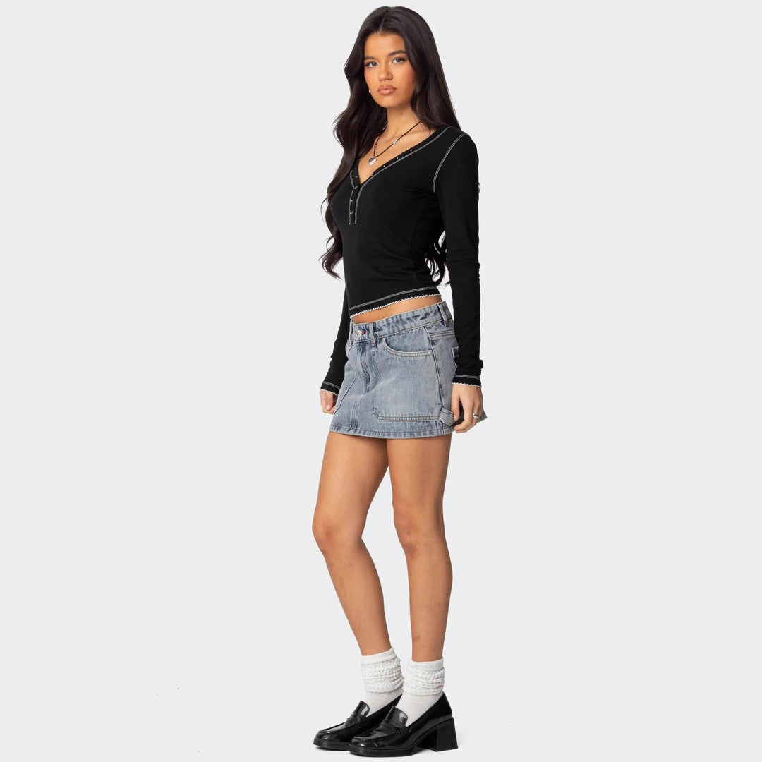 Damen Langarmshirt mit V-Ausschnitt und dekorativen Knöpfen R&B