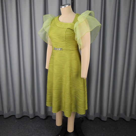 Damen Elegantes Abendkleid mit schimmernden Rüschendetails R&B