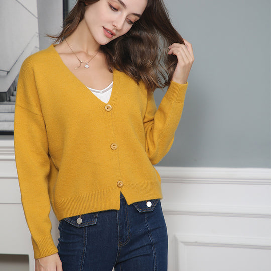 Damen Strickjacke mit V-Ausschnitt und Knopfdetails R&B