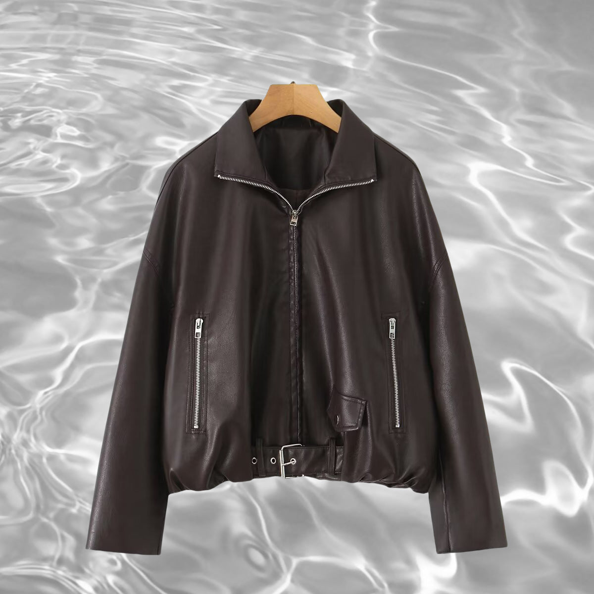 Damen Kunstlederjacke mit taillierbarem Gürtel und seitlichen Reißverschlusstaschen R&B