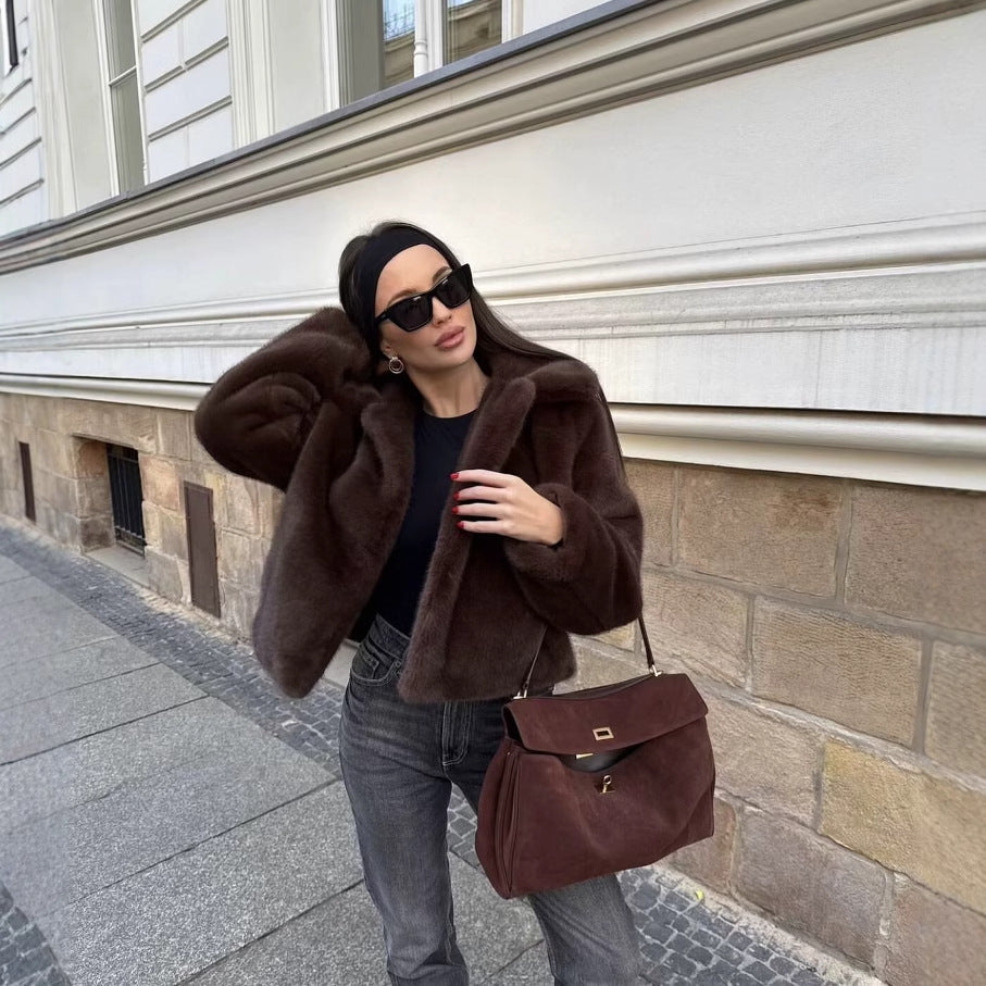 Damen Kunstpelzjacke mit elegantem Kragen und modischem Schnitt R&B