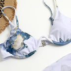 Damen Triangel-Bikini-Set mit elegantem Wickelrock und stützenden Trägern R&B