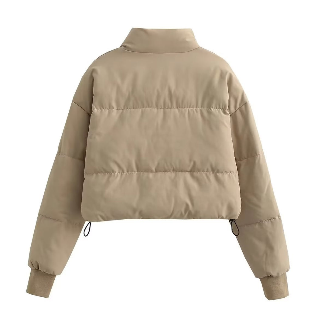Damen cropped Steppjacke mit hochschließendem Kragen und praktischen Reißverschlusstaschen R&B