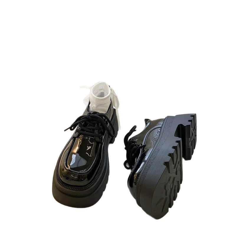 Damen Plateau-Sneaker mit robustem Sohlenprofil und stilvollem Design R&B