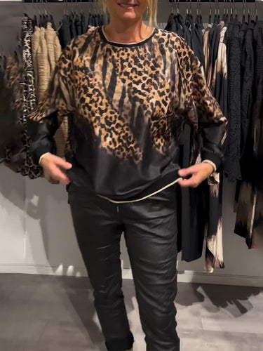 Damen Oberteil mit tierischem Druck und elegantem Schnitt Heidi-Mode