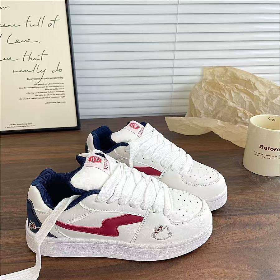 Damen Sneakers mit süßem Tierdesign und flauschigen Details