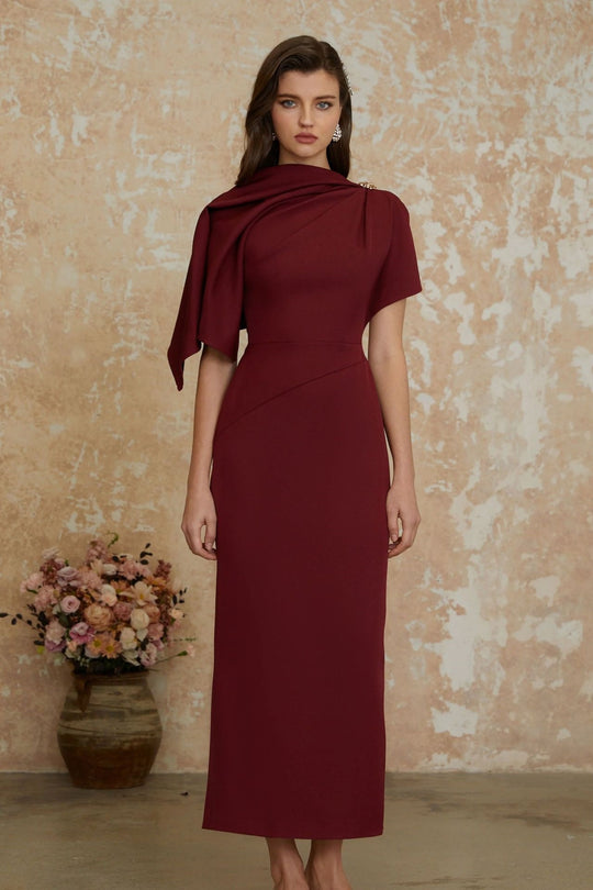 Damen Elegantes Abendkleid mit schulterfreiem Design und raffinierten Drapierungen R&B